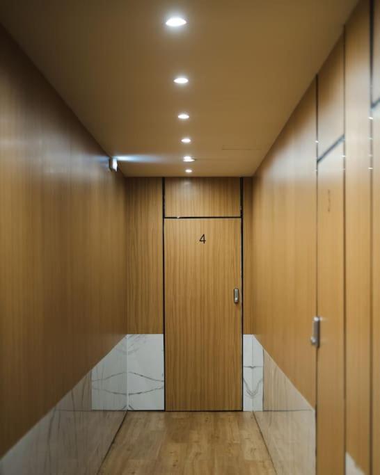 Large Comfy, Modern Studio 5 Min To Acropolis Athens Luaran gambar