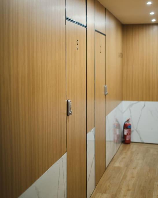 Large Comfy, Modern Studio 5 Min To Acropolis Athens Luaran gambar